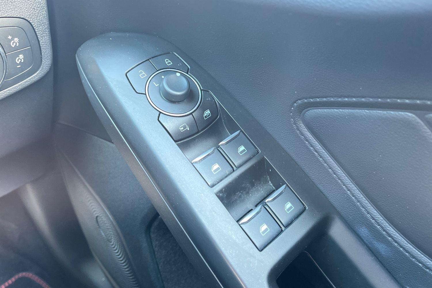 Ford FOCUS Photo 15