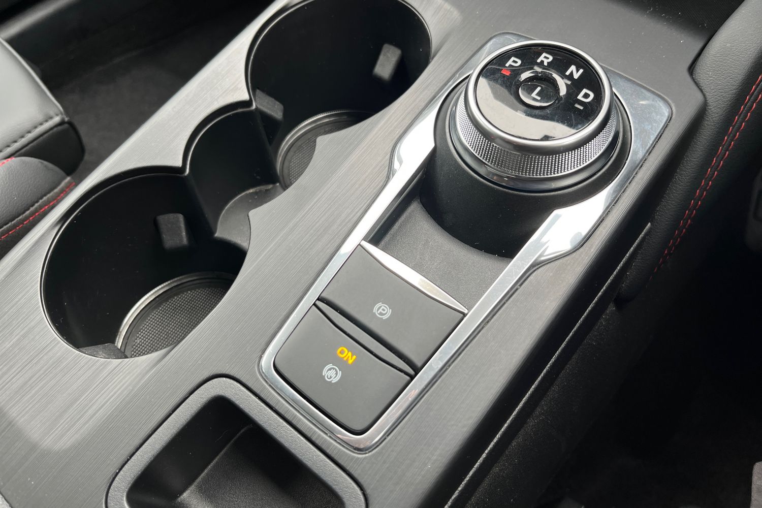 Ford Kuga Photo 35