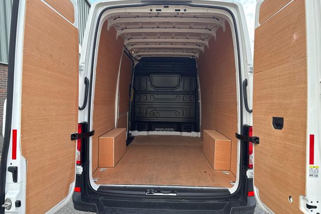 Volkswagen Crafter Photo 12