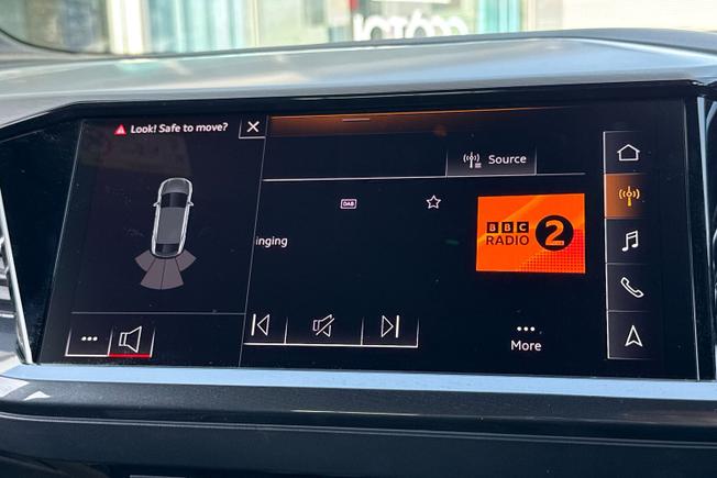 AUDI Q4 E-Tron Photo 29