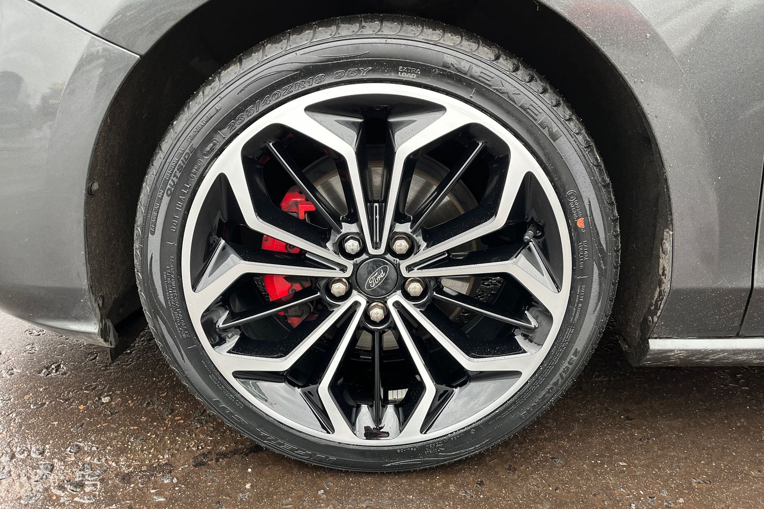 Ford Focus Photo 7