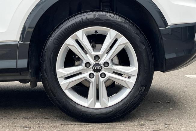 AUDI Q2 Photo 5