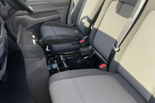 VOLKSWAGEN Transporter Photo 44