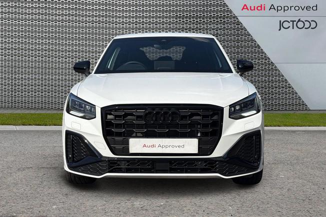 AUDI Q2 Photo 8