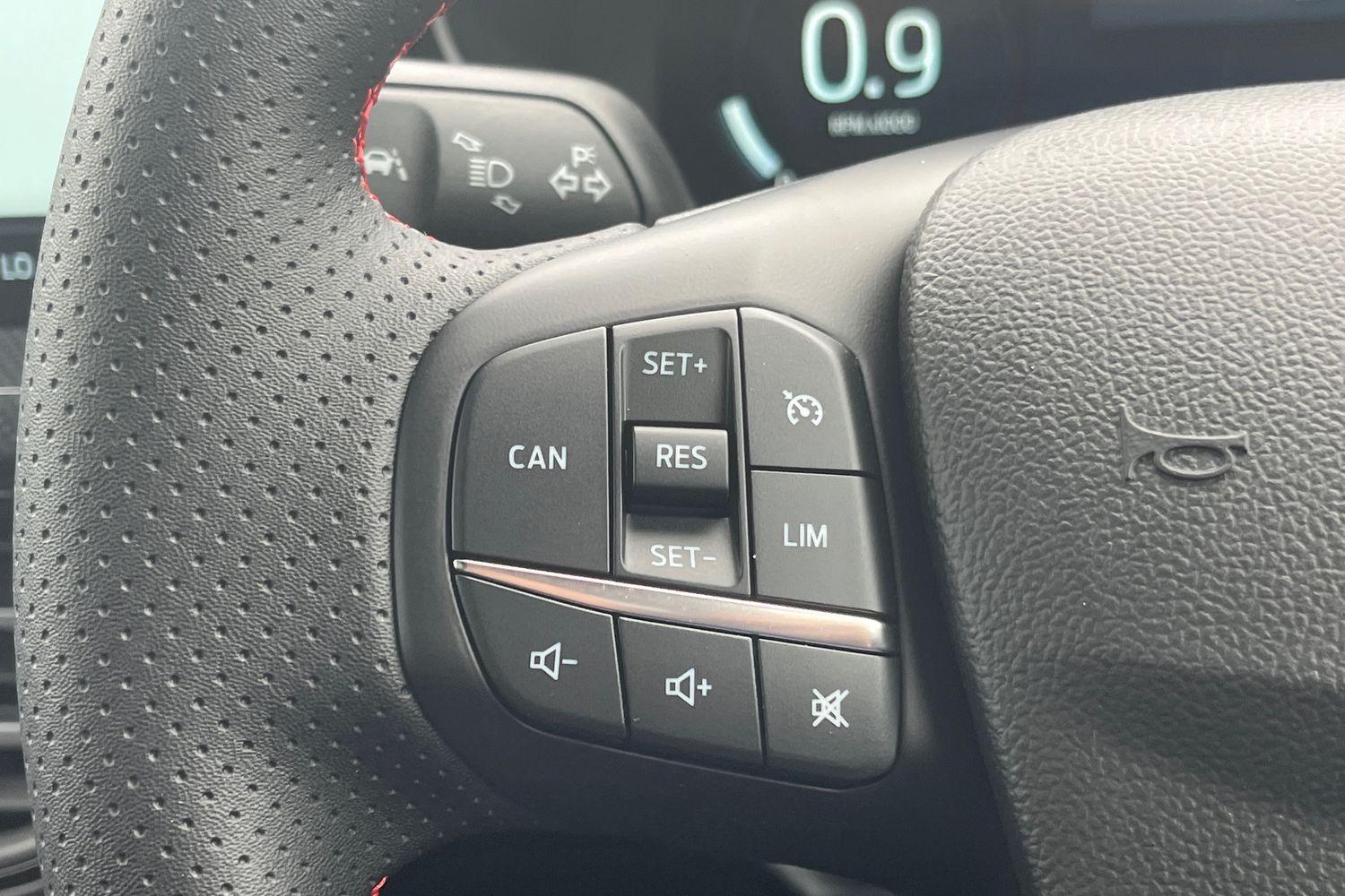Ford FOCUS Photo 28