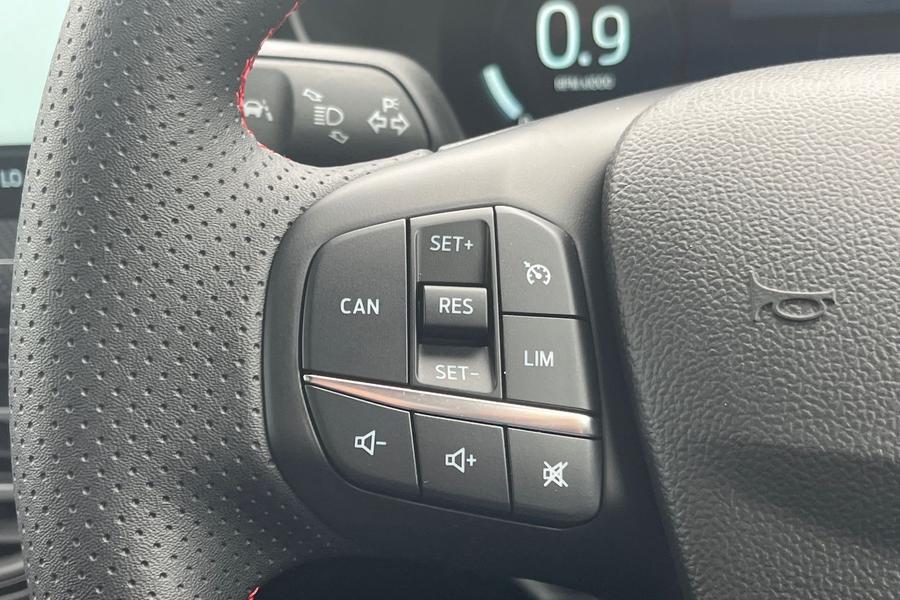 Ford FOCUS Photo autoimg-b4cdf57c54924b25313f03e443e86ea0095b6362.jpg