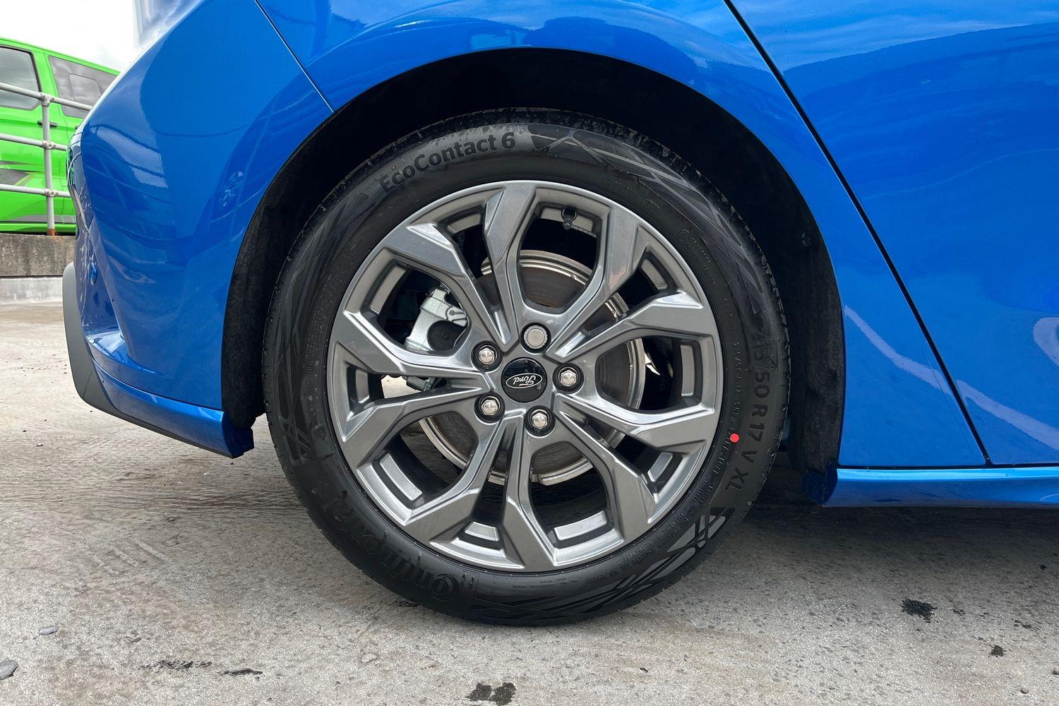 Ford FOCUS Photo 7