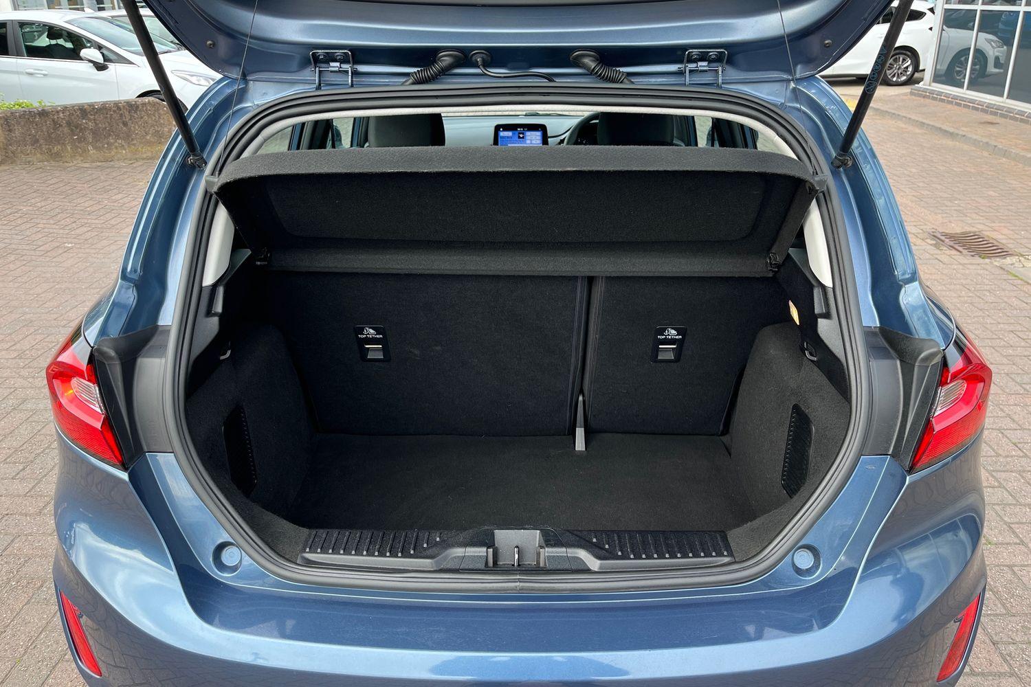 Ford FIESTA Photo 20