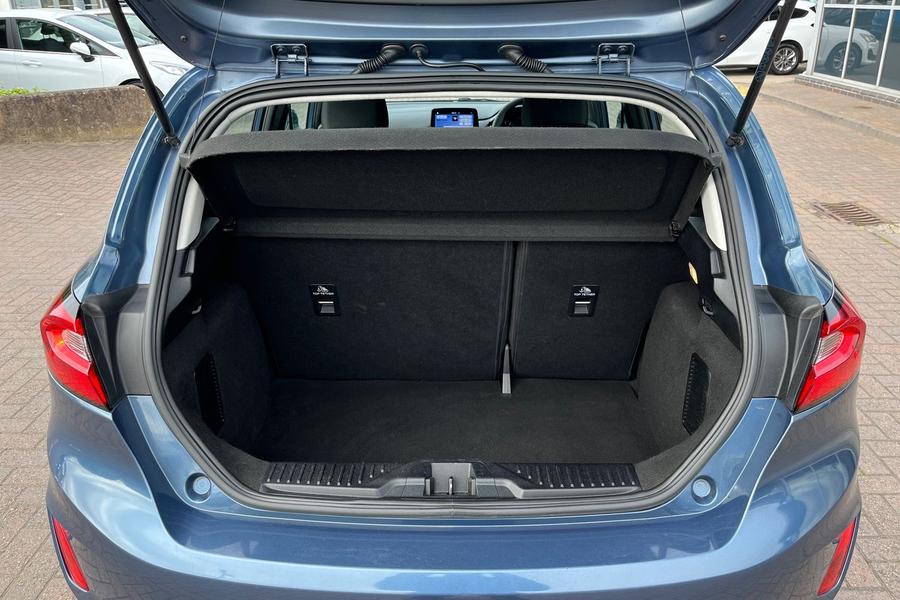 Ford FIESTA Photo autoimg-b4d385443822d721017451e070b25df076860801.jpg