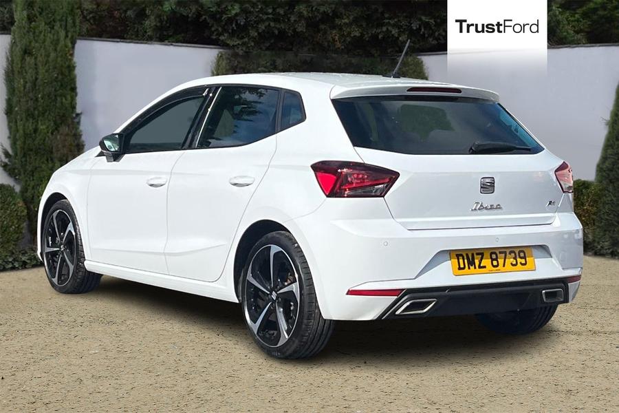 SEAT IBIZA Photo autoimg-b4da87dd8280b67427bd5eed753177e955ccbf1c.jpg