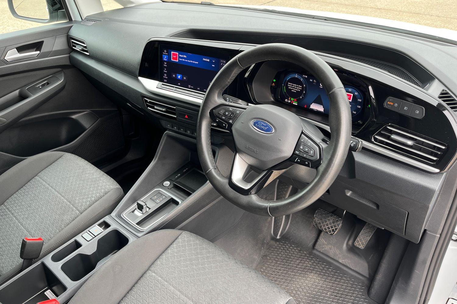 Ford TRANSIT CONNECT Photo 24