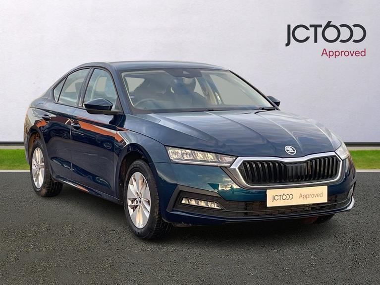 Used 2023 ŠKODA Octavia 1.0 TSI e-TEC SE 5dr DSG Blue at JCT600