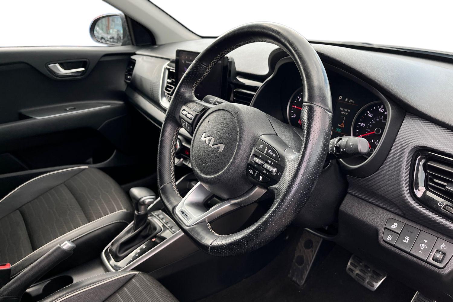 Kia STONIC Photo 8