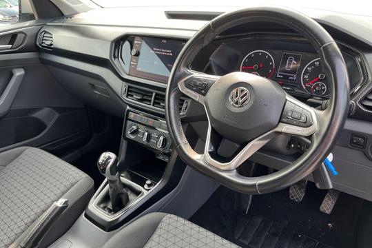 Volkswagen T-cross Photo autoimg-b4ecd8cc5e2e25112123724aedd5a41c3eef0758.jpg