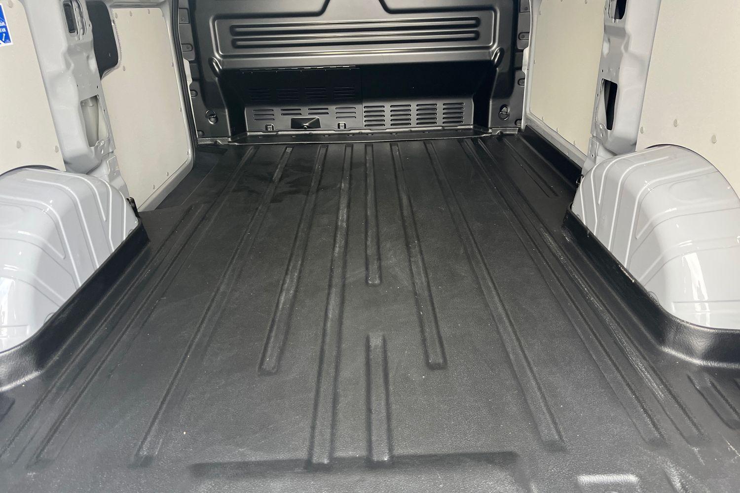 Ford E-TRANSIT CUSTOM Photo 3