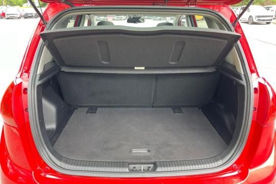 Kia Venga Photo autoimg-b4edde208e63dc2583caaa86423d9e7cfa1f8fc7.jpg