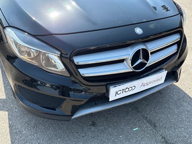 MERCEDES-BENZ GLA Photo 32