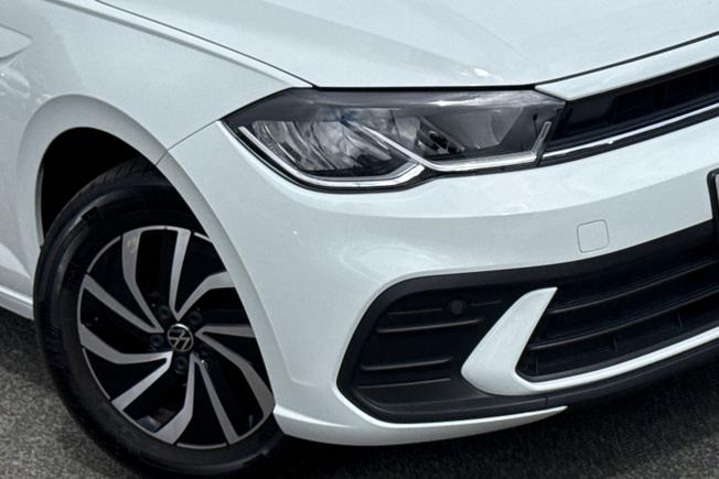 VOLKSWAGEN Polo Photo 19