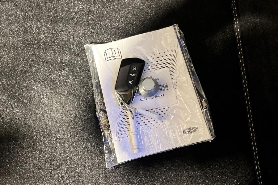 Ford CAPRI Photo autoimg-b4ff1f890883f1eab7232e0ad34e1689b07225d7.jpg