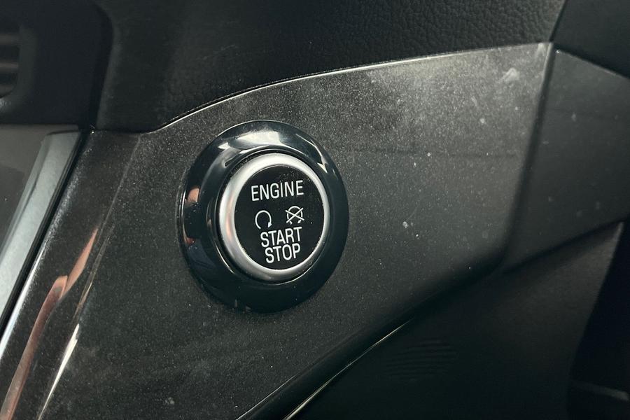 Ford KUGA Photo autoimg-b4ff7b754228a938332763f0ebfe3891f255929d.jpg