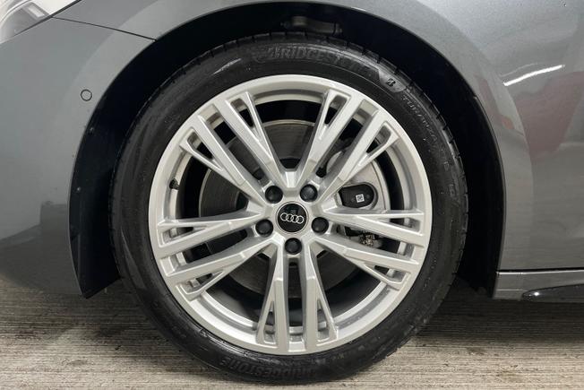 AUDI A5 Avant Photo 5
