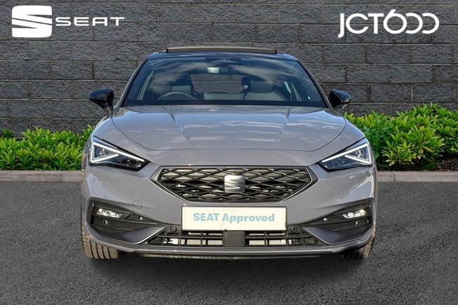 SEAT Leon Photo 9