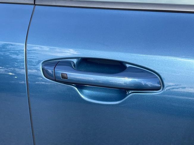 KIA Niro Photo 24