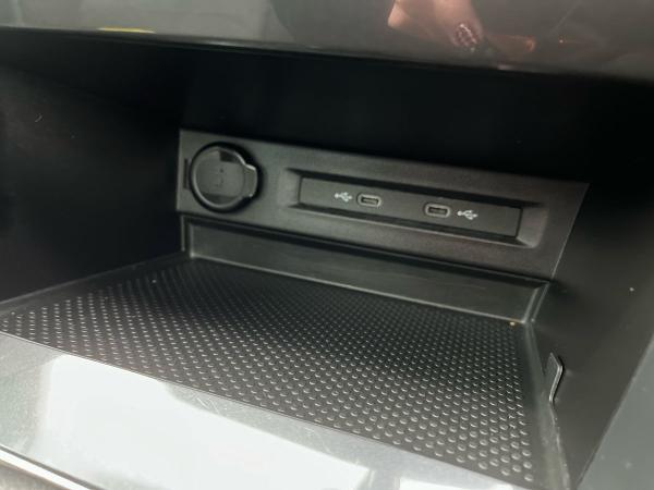 Volkswagen Tiguan Photo autoimg-b509d53bdc310b92fcba41ab3689f319f3b24888.jpg