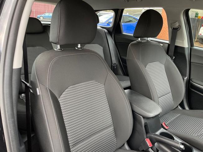 KIA Ceed Photo 27