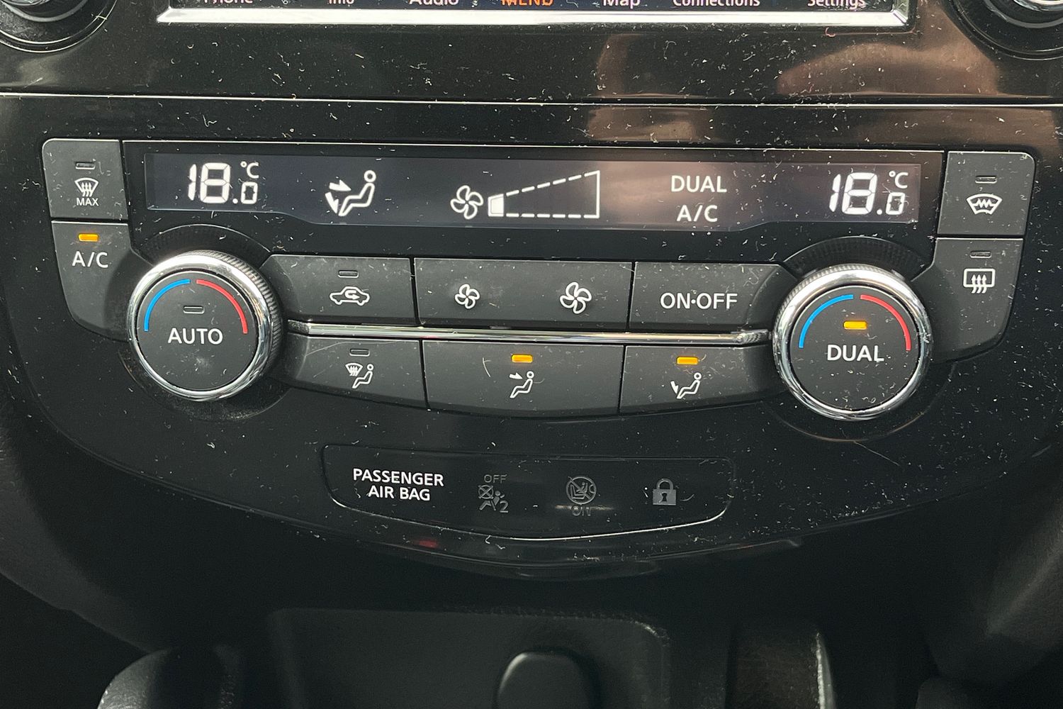 Nissan QASHQAI Photo 30