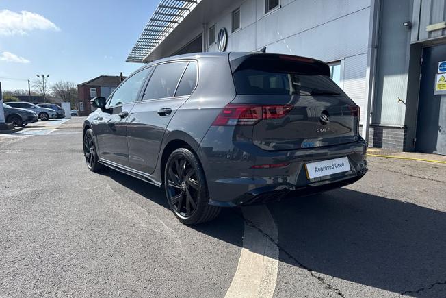Volkswagen Golf Photo 23