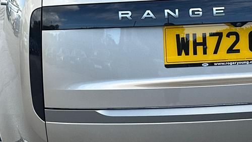 Land Rover Range Rover Photo autoimg-b50fa08fac894f6b889ffdb8cbd3b9ef536ae02f.jpg