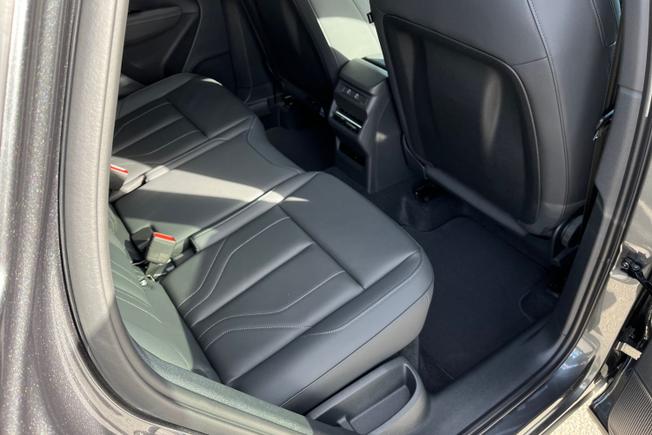AUDI  Q3 SUV Photo 37