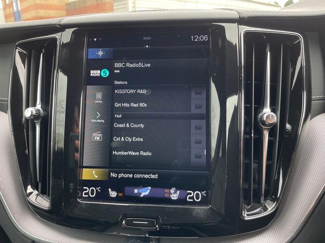 Volvo XC60 Photo 13