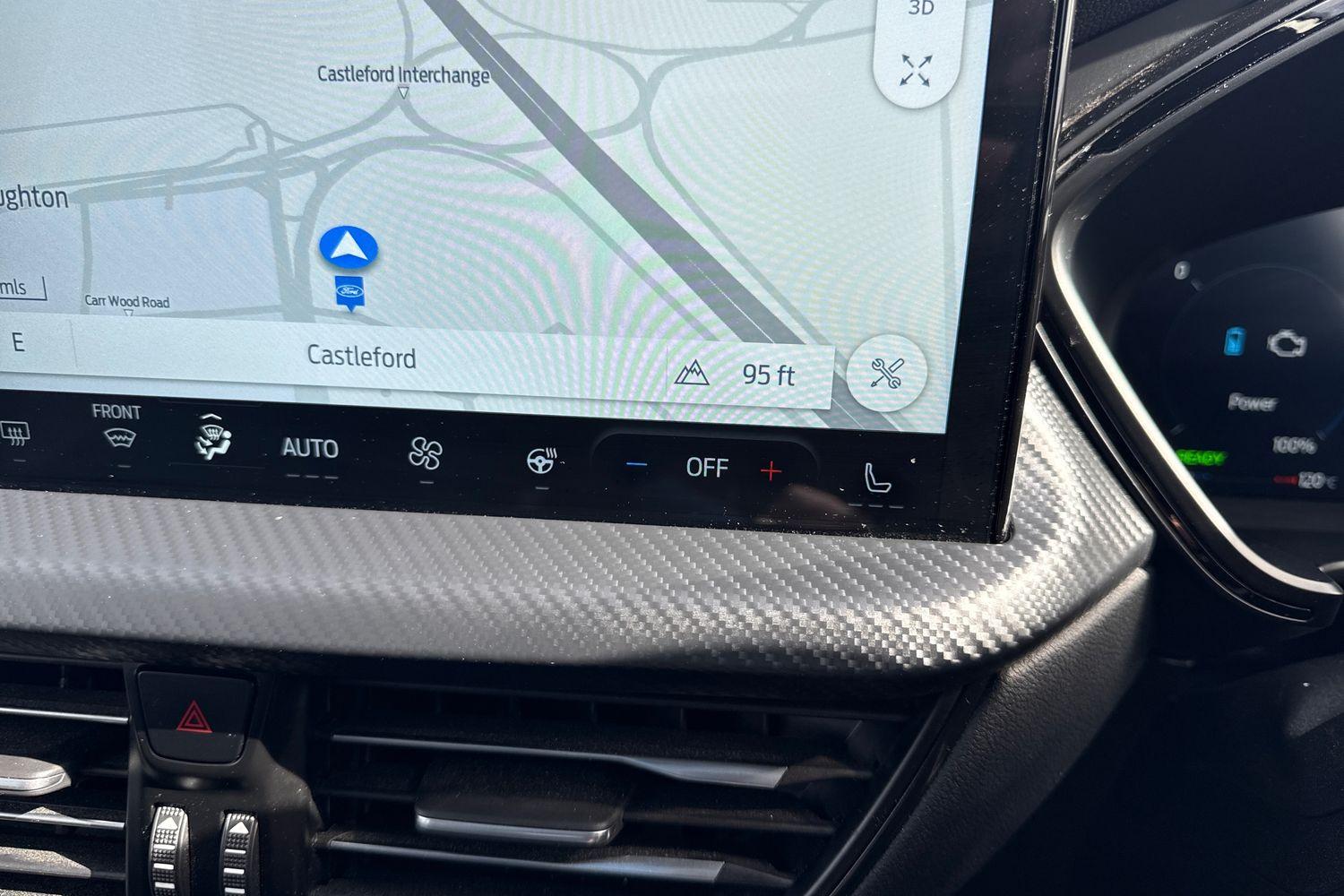 Ford KUGA Photo 23