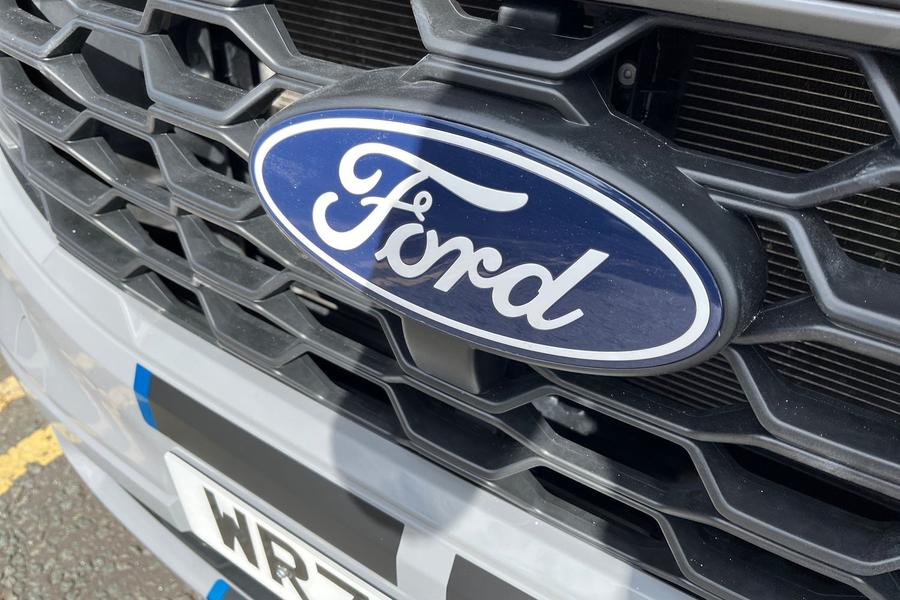 Ford TRANSIT CUSTOM Photo autoimg-b51d0627cef5f462098f5e277882fecd2585ce1b.jpg