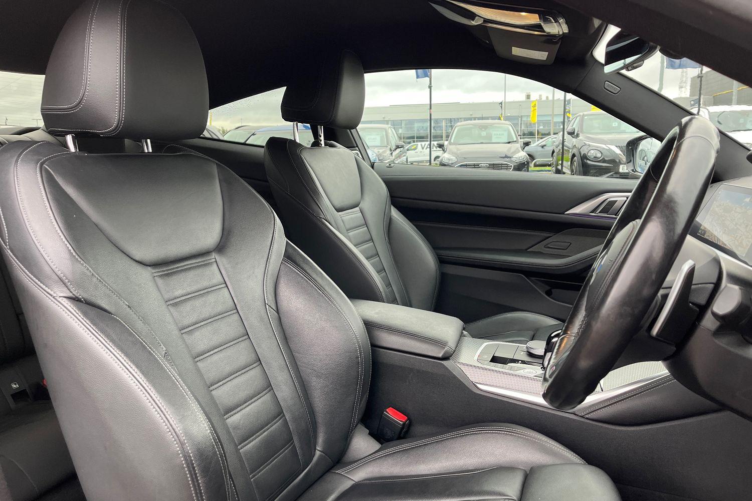 BMW 4 Series Photo 16