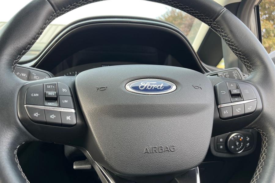 Ford Fiesta Photo autoimg-b5226960b4184870173ba944a15b64d3cc231d9b.jpg