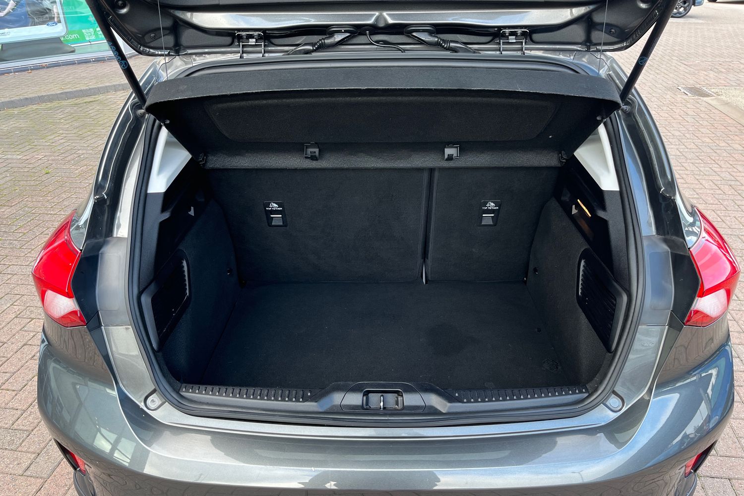 Ford FOCUS Photo 20