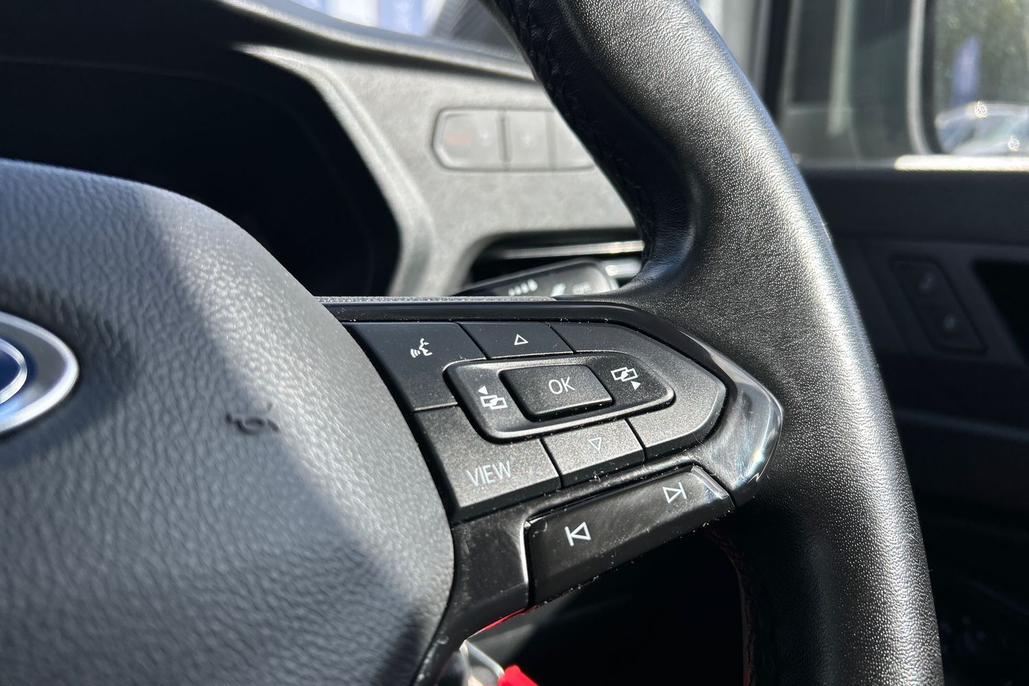 Ford TRANSIT CONNECT Photo 29