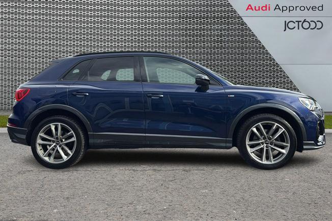 Audi Q3 Photo 4