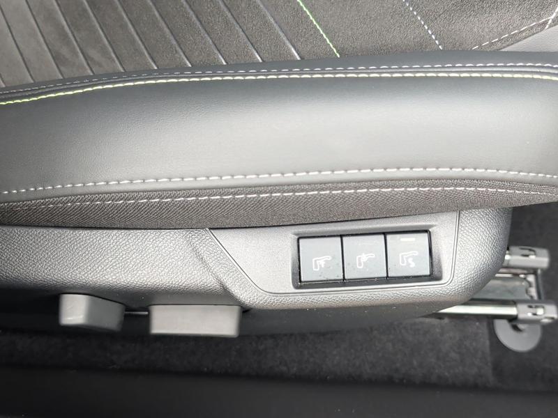 Used Peugeot 208 KK25GZE 50