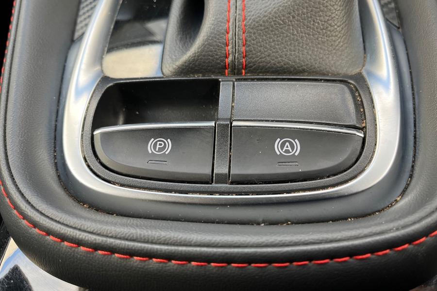 MG MG ZS Photo autoimg-b5284b695289c1473d2bcb20b64edb6f86592e4a.jpg