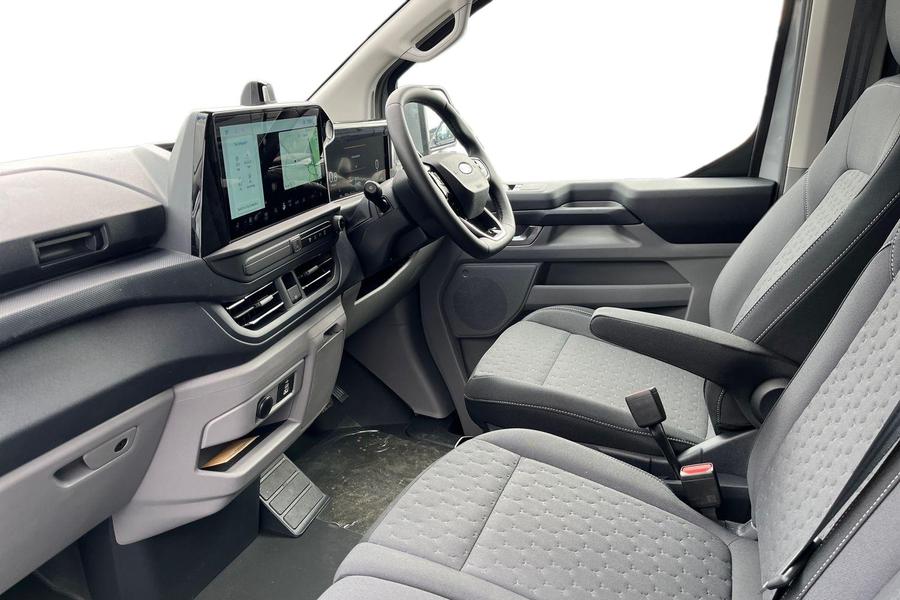 Ford Transit Custom Photo autoimg-b52ef8db39296edd7ebbd34ae31f8a4ff96e6428.jpg