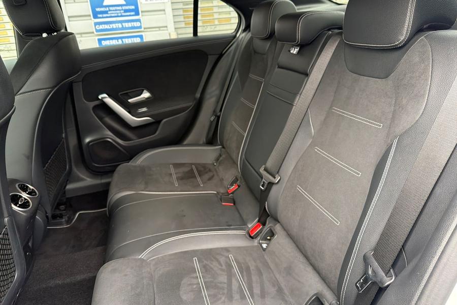 Mercedes-Benz A CLASS Photo autoimg-b5310cf6ced49614e14b645e5b3831022874026c.jpg