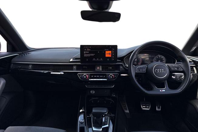 Audi A4 Avant Photo 10