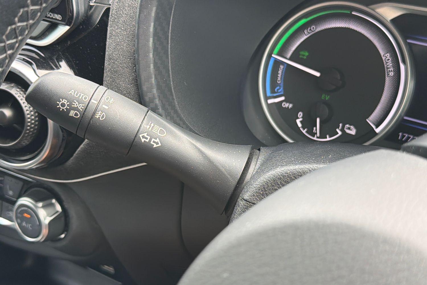 Nissan JUKE Photo 13