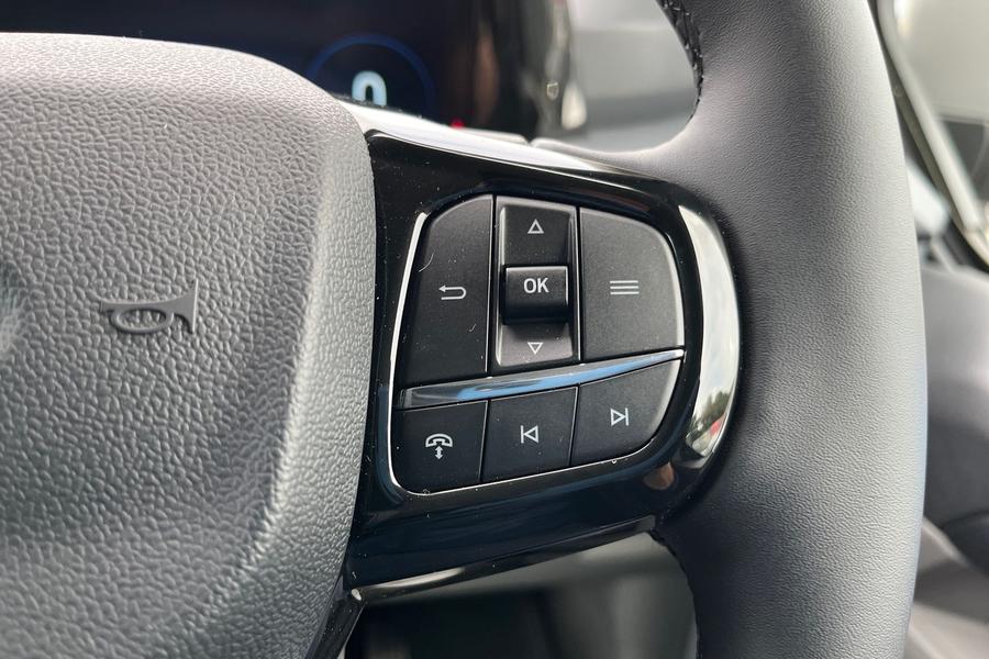Ford TRANSIT CUSTOM Photo autoimg-b5448389fbd956f1a40c55b44c5291db675a5432.jpg