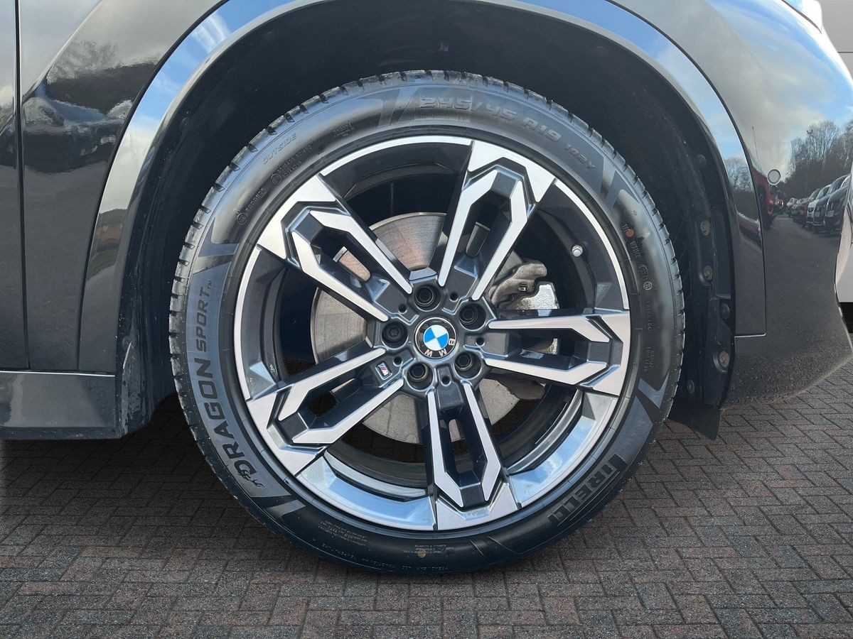 BMW X1 Photo 8