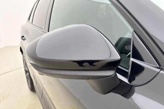 AUDI Q3 Photo 20
